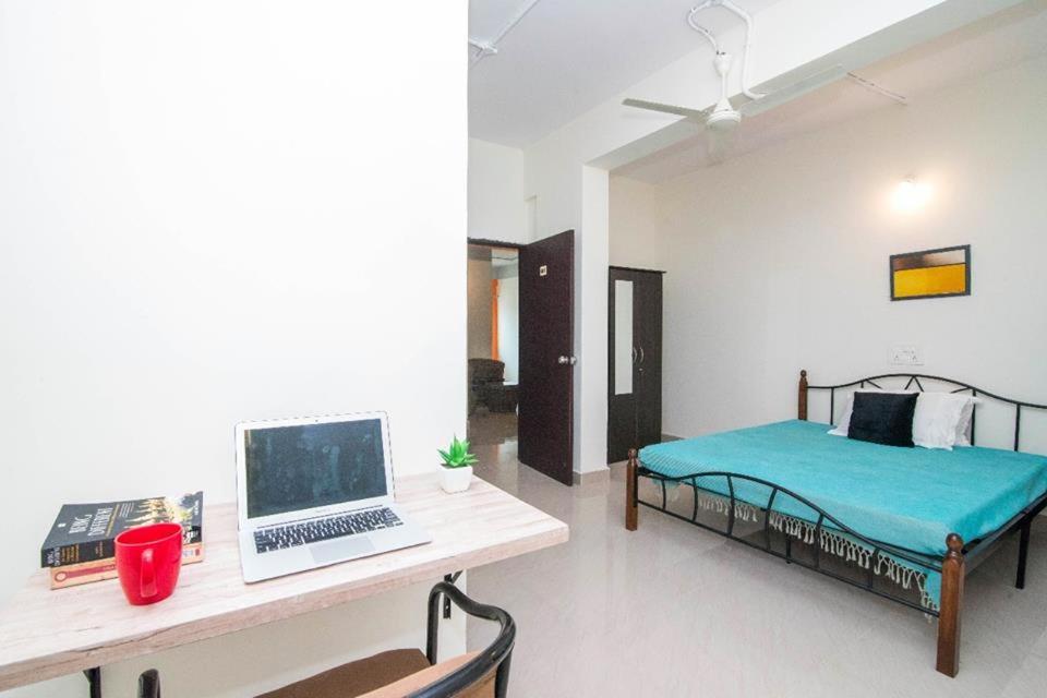 Buzz Quarter Hotel Haiderabad Buitenkant foto