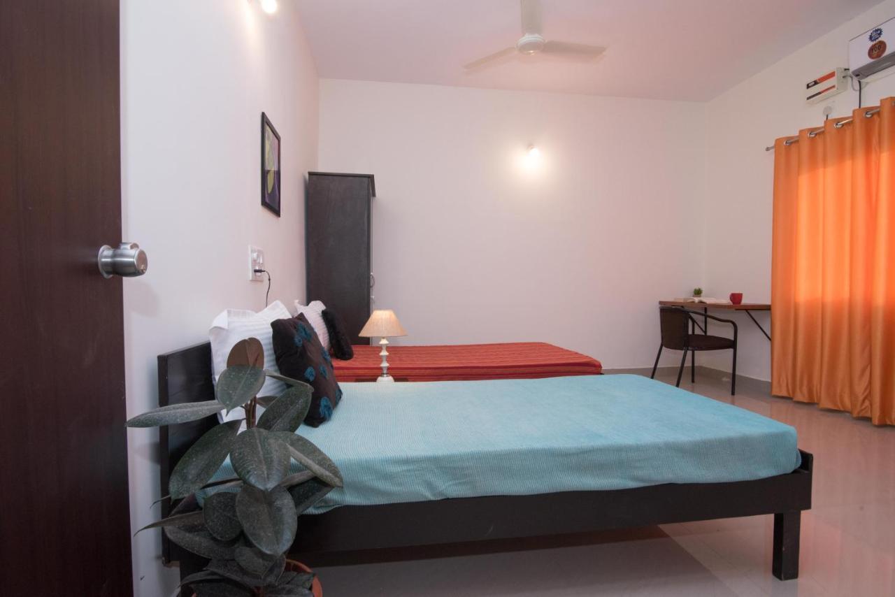 Buzz Quarter Hotel Haiderabad Buitenkant foto