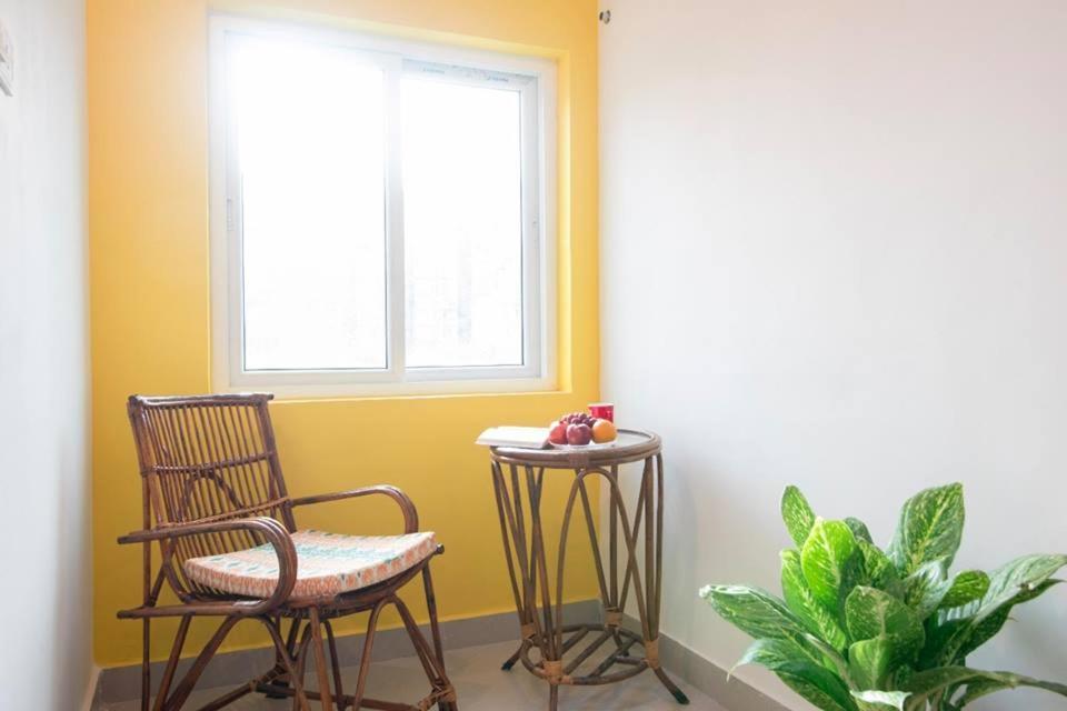 Buzz Quarter Hotel Haiderabad Buitenkant foto